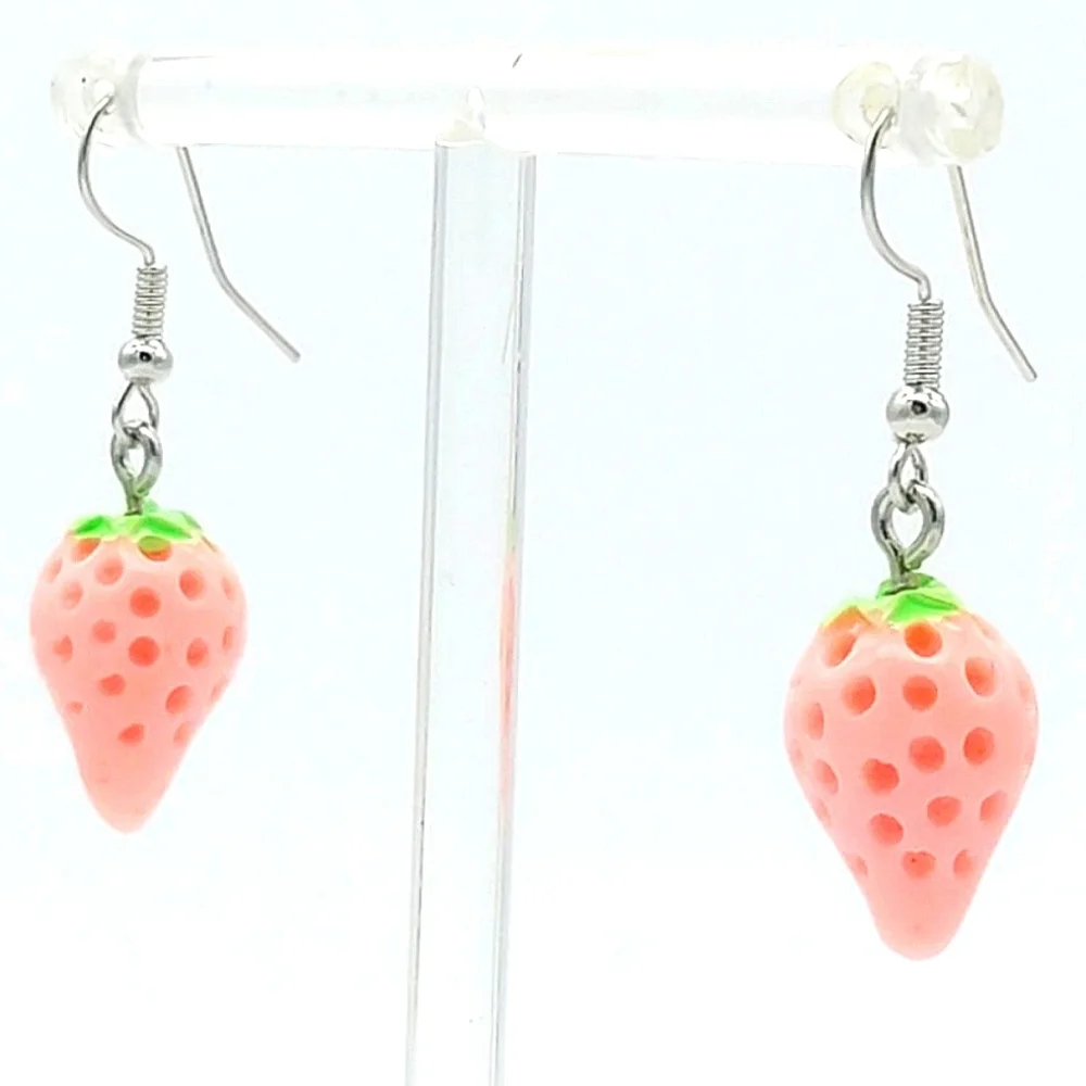 ๐ Pink Strawberry Earrings ๐ - Picture 1 of 2